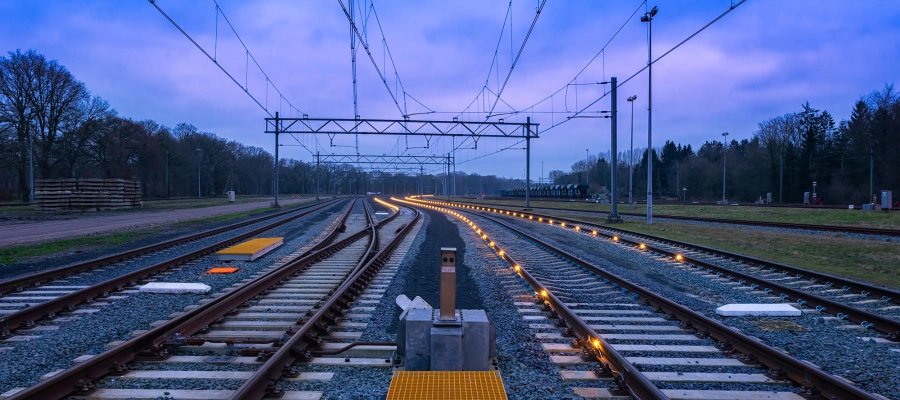 lichtlijn-over-meerdere-sporen-image